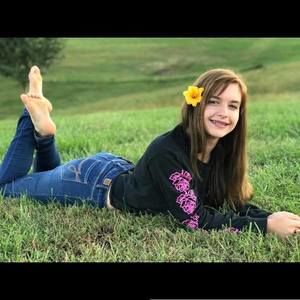 Meet your Posher, Leah